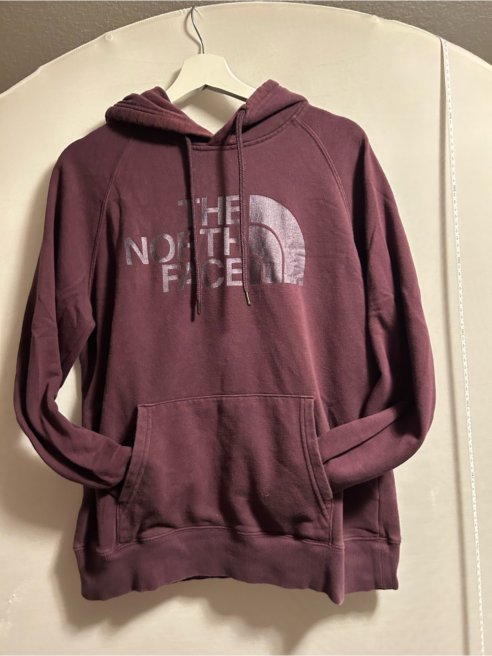 The North Face Pullover Hoodie - Maroon